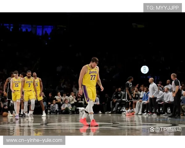 湖人核心伤情更新引关注，季后赛争夺战局或迎重大变化